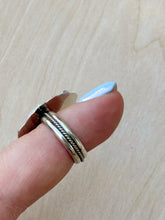 Load image into Gallery viewer, SZ // 7 Moonstone Ring