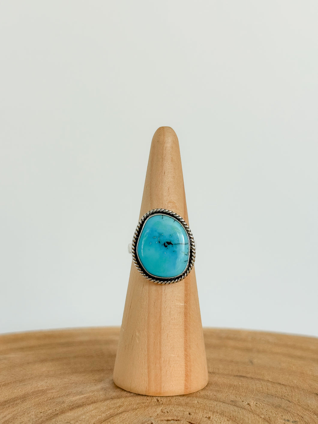 SZ // 8.5 Turquoise Ring