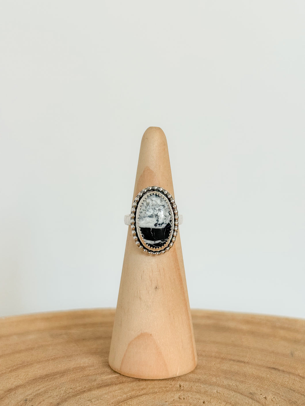 SZ // 6 White Buffalo Ring