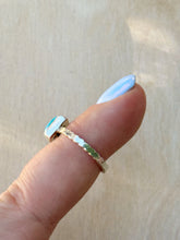 Load image into Gallery viewer, SZ // 8 Turquoise Ring
