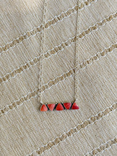 Load image into Gallery viewer, Spiny Oyster Necklace
