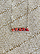 Load image into Gallery viewer, Spiny Oyster Necklace
